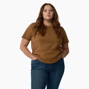 Dickies Women's Plus Heavyweight Short Sleeve T-Shirt - 1 of 4