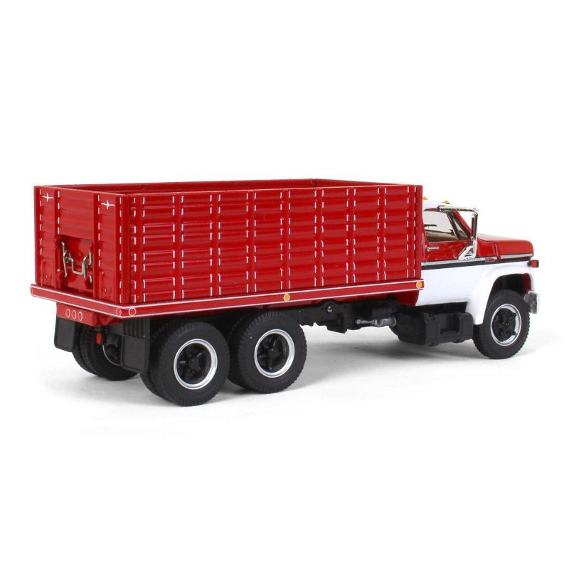 First Gear DCP 1/64 White & Red 1970s GMC 6500 Tandem Axle Grain Truck 60-1198, 3 of 7