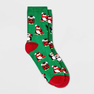 Women's Penguin Holiday Crew Socks - Wondershop™ Green 4-10