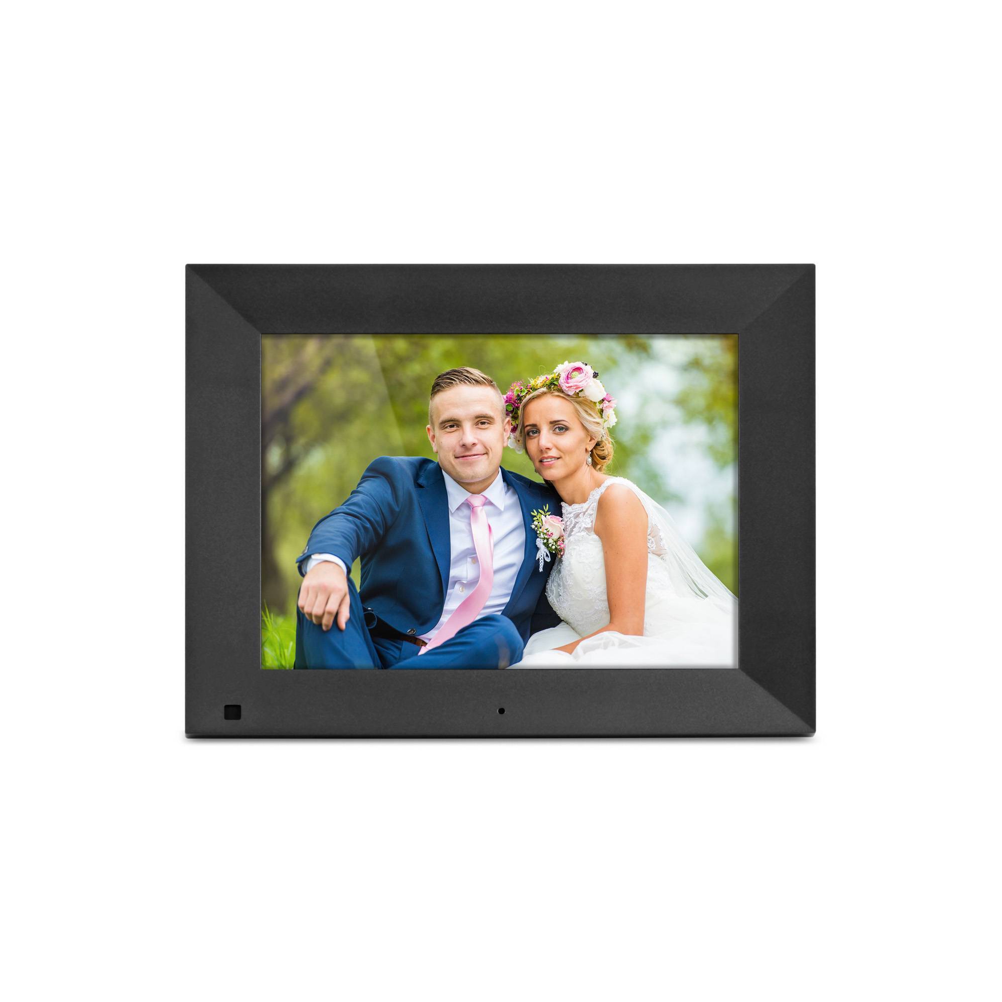 Aluratek 9" Digital Photo Frame: USB, Automatic On/Off, 1024 x 768 LCD Screen