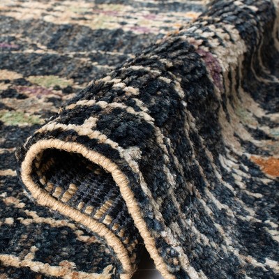 Bohemian Black and Beige Hand-Knotted Jute Area Rug 5' x 8'
