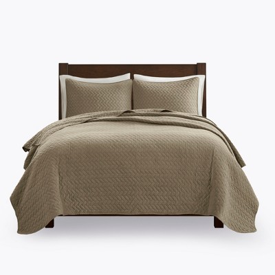 LIVN CO. 3-Piece Velvet Oversized Herringbone Quilt Set