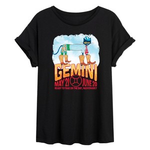 Women's - Pete the Cat - Gemini Oversized Graphic T-Shirt - 1 of 4