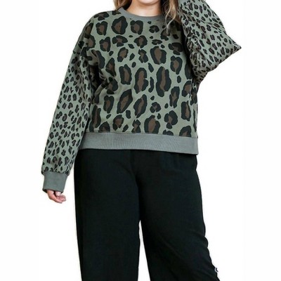 Women's Wild Leopard Sweater - umgee