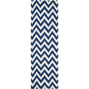 Dhurries DHU557 Hand Woven Flat Weave Indoor Rugs - Safavieh - 1 of 4