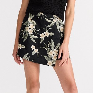 Lands' End Women's Linen Above the Knee Skorts - 1 of 4