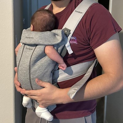 Baby bjorn shop carrier target