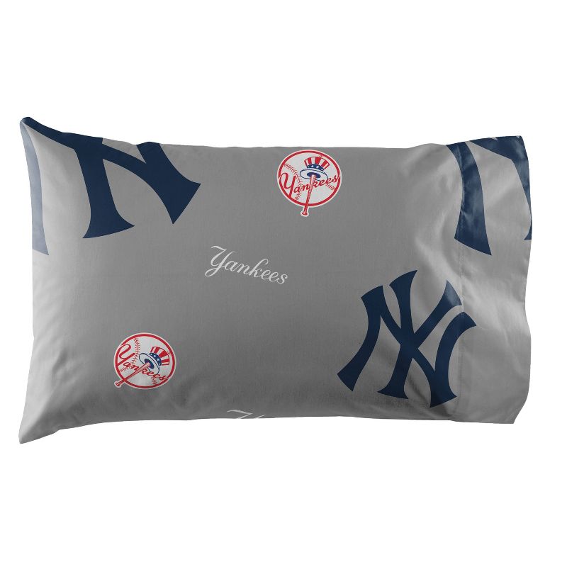 MLB New York Yankees Rotary Bed Set, 3 of 4