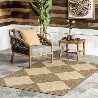Grandeur Beige Synthetic 8' x 10' Transitional Indoor/Outdoor Rug