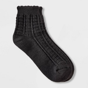 Women's Scalloped Edge Pointelle Super Soft Short Crew Boot Socks - Auden™ 4-10 - 1 of 3