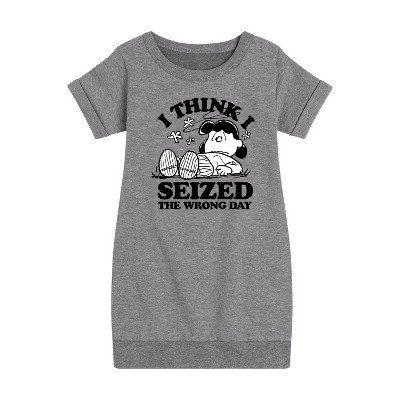 - Peanuts - Lucy I Seized The Wrong Day Graphic Short Sleeve Fleece Dress