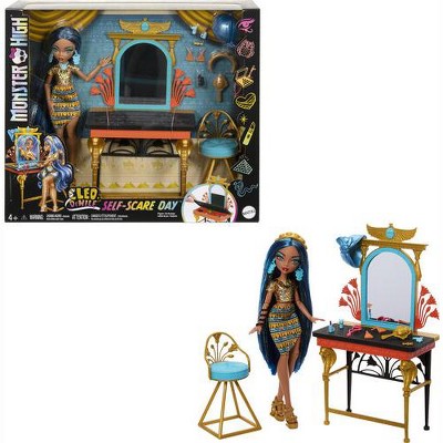 Mattel - Mattel - Monster High Cleo De Nile Self-Scare Day Doll and Playset
