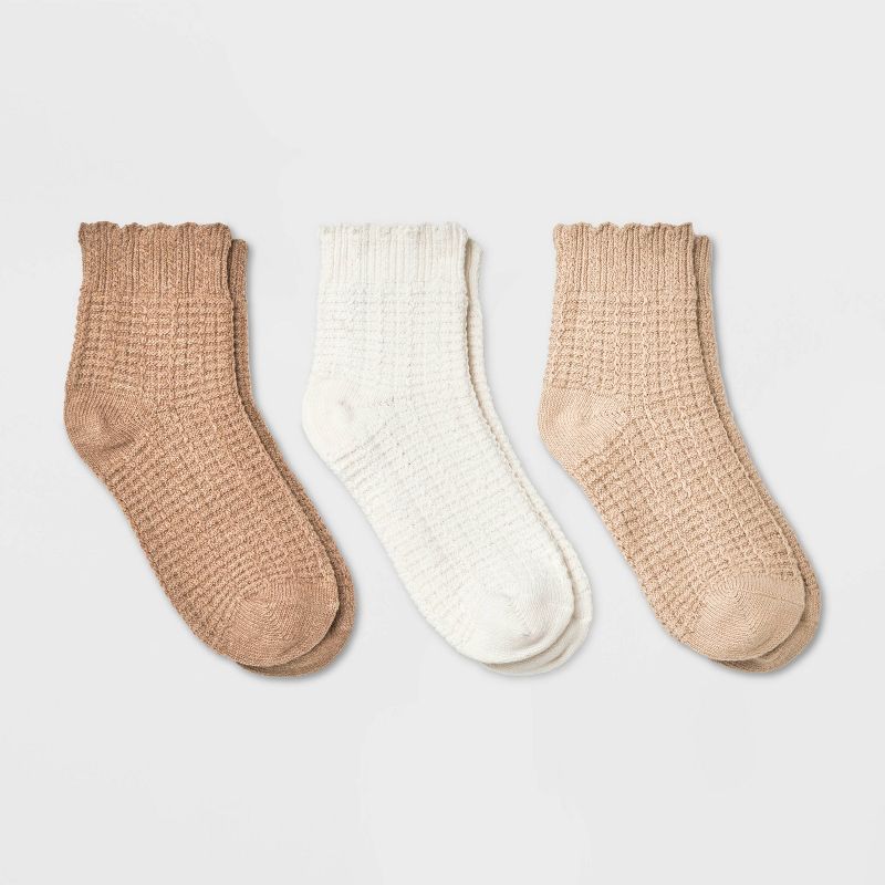 Women's Scallop Edge 3pk Ankle Socks - Universal Thread™ 4-10, 1 of 5