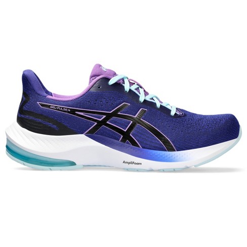 Nurses Wear These Asics Gel Contend 7 Sneakers for Long Shifts