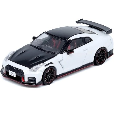 Nissan GT-R (R35) Nismo RHD (Right Hand Drive) White with Carbon Hood and Top 1/64 Diecast Model Car by Inno Models