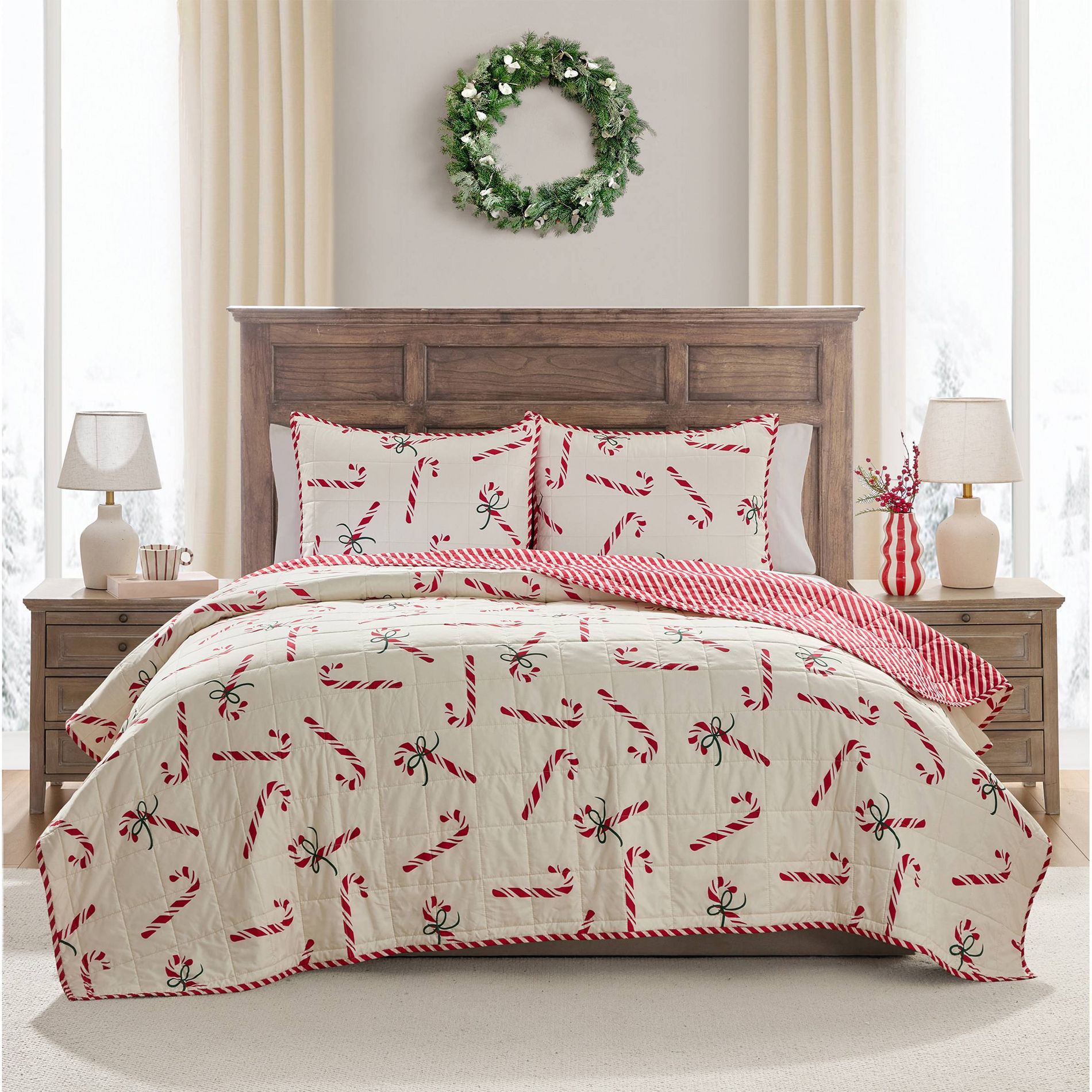 Hallmark Candy Canes Holiday Quilt Set