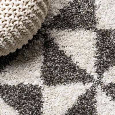 Moroccan-Inspired Geometric Gray Shag Rug 4' x 6'