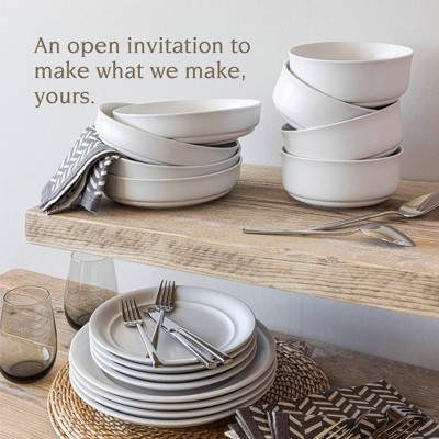 White Ceramic 16-Piece Semi-Matte Dinnerware Set