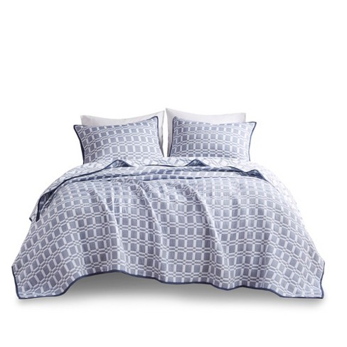 Gracie Mills Jefferey Reversible Matelasse 3-Piece Coverlet Set - image 1 of 4