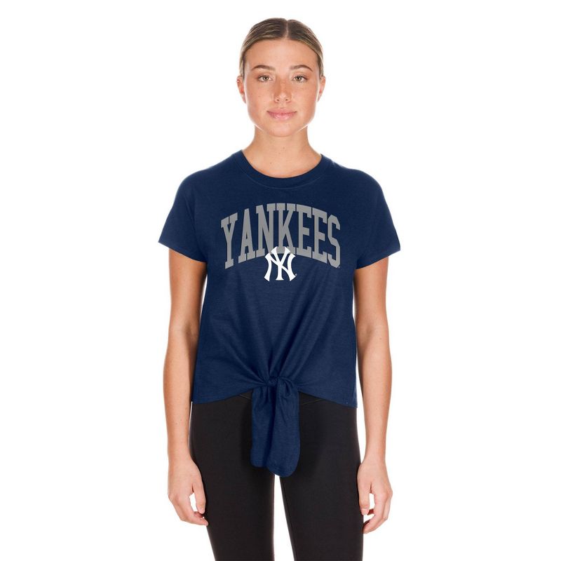 MLB New York Yankees Women&#39;s Front Knot T-Shirt, 5 of 7