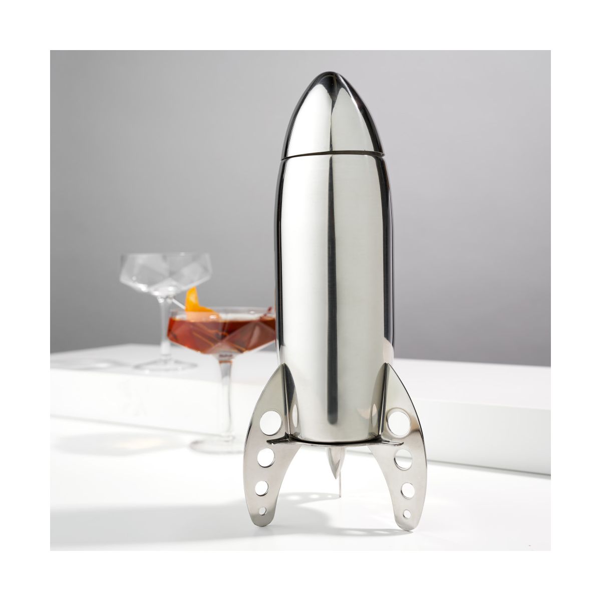 Viski Rocket Cocktail Shaker with Strainer for Margaritas, Stainless Steel Espresso Martini Shaker, Home Bar Gifts for Men, Bartender Tools, 24 oz - thumbnail 5