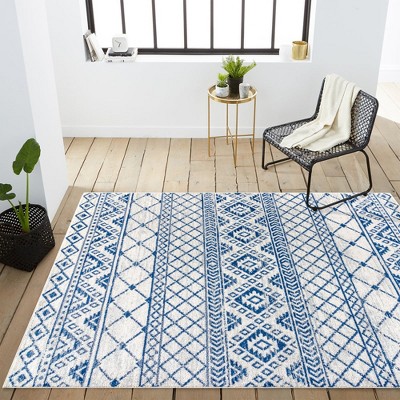 Moroccan Blue and Cream Synthetic 3' x 5' Area Rug