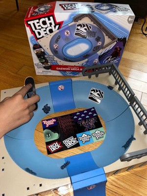 Tech Deck, Daewon Mega Bowl, X-Connect Park Creator, Customizable and  Buildable Ramp Set with Exclusive Fingerboard, Kids Toy for Ages 6 and up