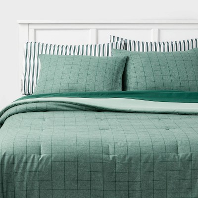 7pc Queen Comforter and Sheet Set Emerald Green - Room Essentials™