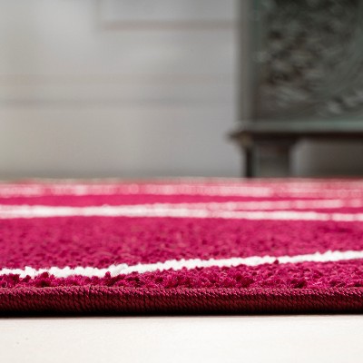 Red Diamond Trellis 4' x 6' Synthetic Area Rug