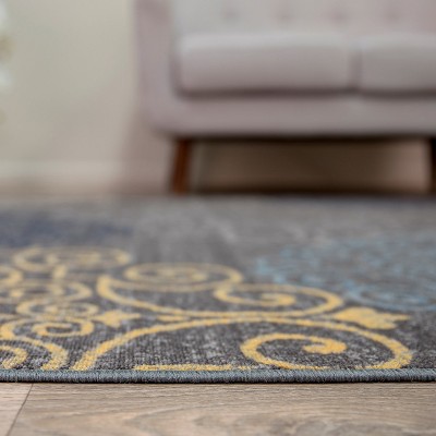 Gray Floral Tufted Reversible Synthetic 8' x 10' Area Rug