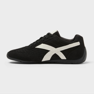 Women s Chandler Jogger Sneakers with Memory Foam Insole   Wild Fable Black