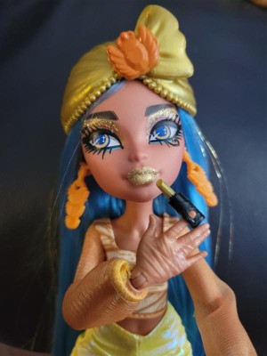 Monster High Skulltimates Secrets Fearidescent Cleo De Nile Fashion Doll :  Target