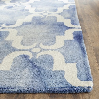 Handmade Blue and Ivory Wool Tufted Square Rug