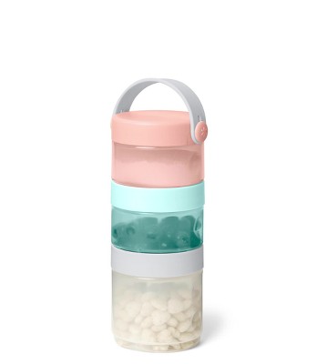 Snacks to Go: LOVE These Stackable Snack Containers (With a