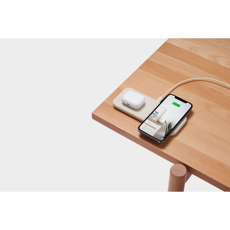 Courant Essentials CATCH:2 Multi-Device Wireless Charger, 4 of 6