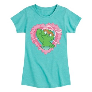 Girls' - Sesame Street - Oscar Coquette Fitted Short Sleeve Graphic T-Shirt - 1 of 4