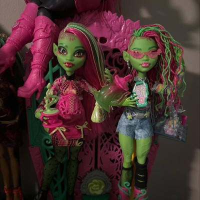 Mattel deals Monster High Venus McFlytrap 10.5-Inch Doll