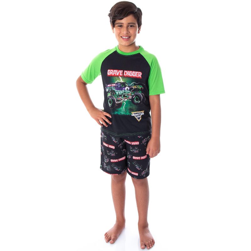 Monster Jam Boys' Grave Digger Monster Truck Shirt And Shorts Pajama Set, 5 of 6
