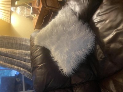 PartyForYou White Fur Throw Pillows Fluffy Pillow Covers Faux Mongolian  Style Plush Cushion Luxury Series Merino Style Decorative Pillows Case for  Couch Bed Living Room Car Chair 18 x 18