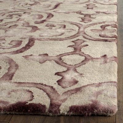 Hand-Tufted Beige & Maroon Wool Rectangular Rug - Easy Care