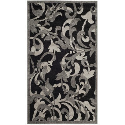 Amherst AMT428 Power Loomed Indoor Rug -Safavieh