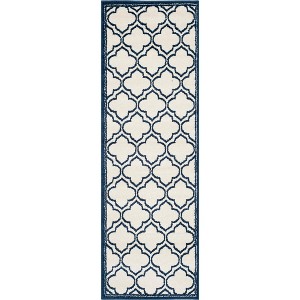 Amherst AMT412 Power Loomed Indoor Rugs - Safavieh - 1 of 4