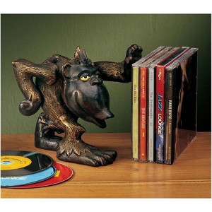 Design Toscano Gordie the Gorilla Helping Hand Cast Iron Monkey Statue - 1 of 3