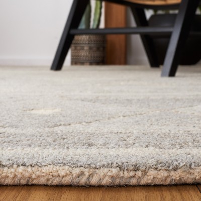 Luxurious Hand-Tufted Casablanca 6' Square Gray Wool Shag Rug