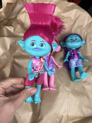 Dreamworks Trolls Band Together Trendsettin’ Trio Fashion Dolls with Queen Poppy, Spruce Bruce & Floyd