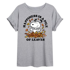 Women's - Peanuts - Snoopy Happiness Is A Pile Of Leaves Oversized Graphic T-Shirt - 1 of 4