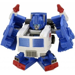 QTF-05 Ultra Magnus | Transformers Q-Series 0 - 1 of 3