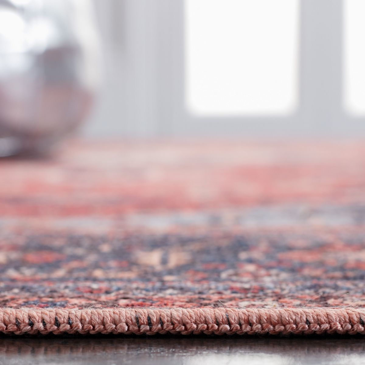 Serapi SEP560 Machine Washable Skid Resistant Power Loomed Indoor Rugs - Safavieh - thumbnail 4