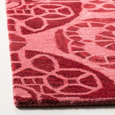 Safavieh Wyndham Red Hand-Tufted Wool 2' x 3' Area Rug