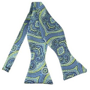 Men's Paisley 2.75" x 4.75" Adjustable 16" - 22" Self-Tie Bow Tie - 1 of 3